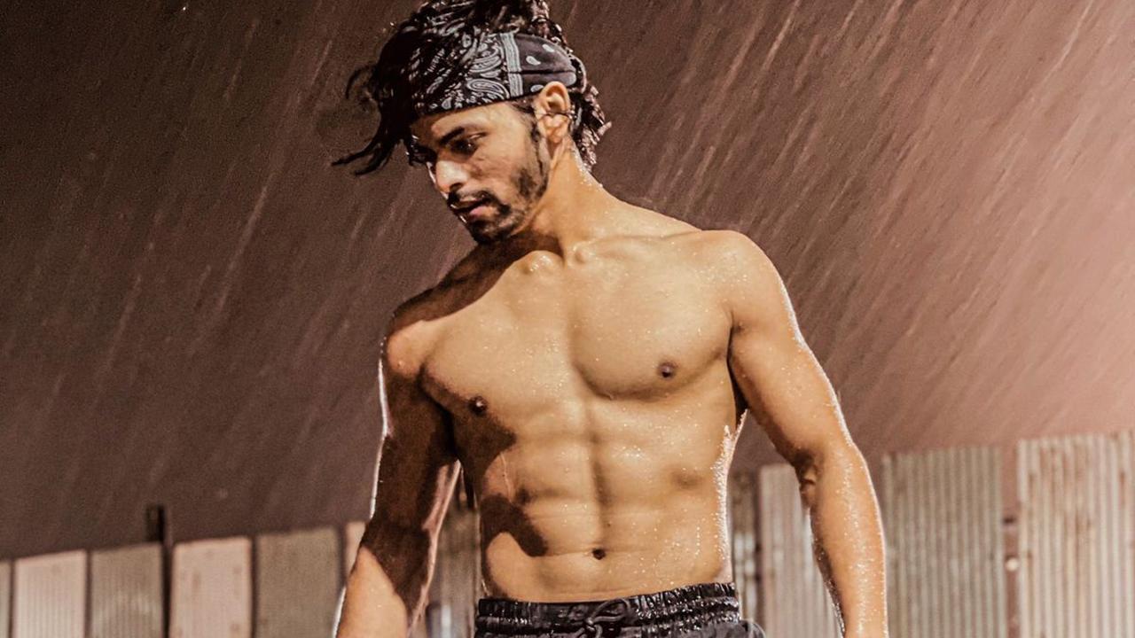 THIS is what Siddharth Nigam is binging on during the monsoon